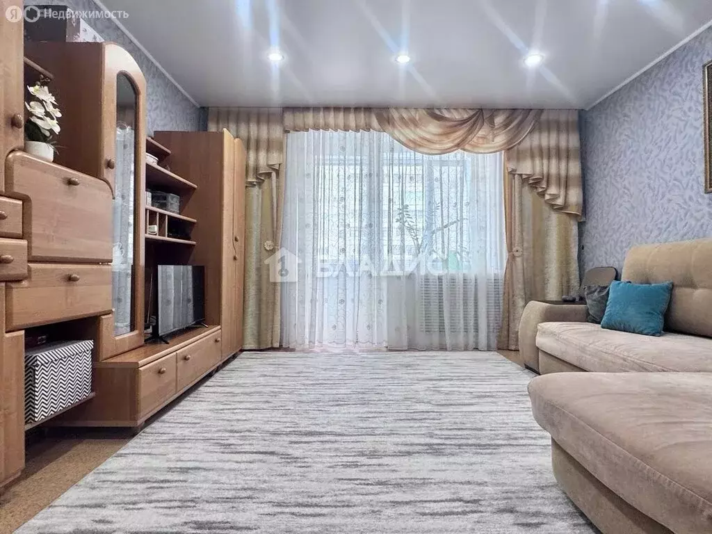 3-комнатная квартира: Балаково, Степная улица, 49 (63.4 м) - Фото 1