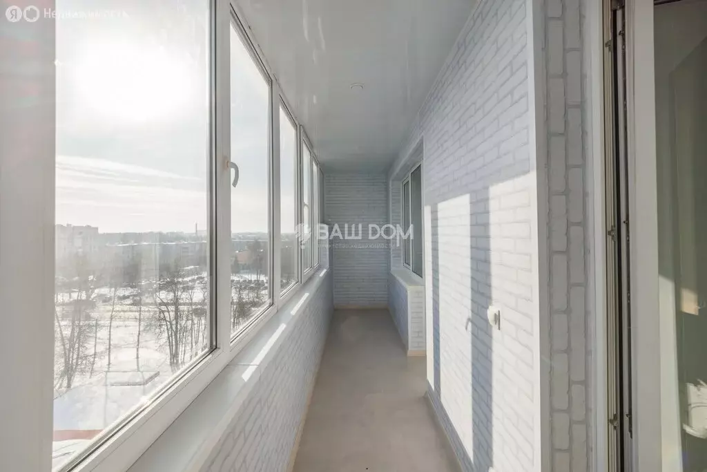 3-комнатная квартира: Брянск, улица Брянского Фронта, 20 (63.4 м) - Фото 1