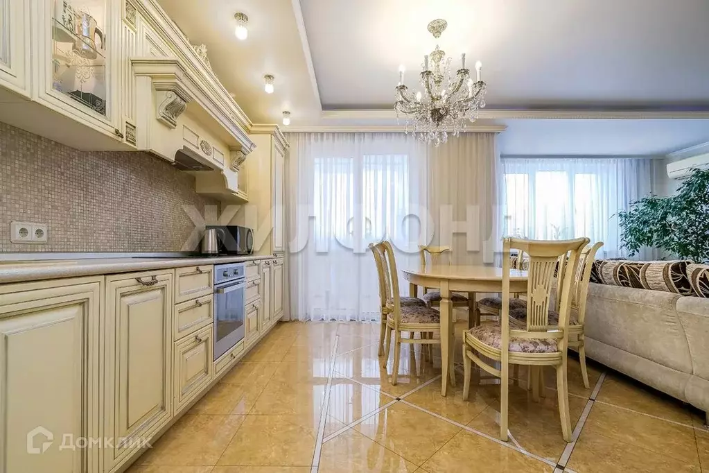 Продаётся 3-к квартира, 102.2 м - Фото 1