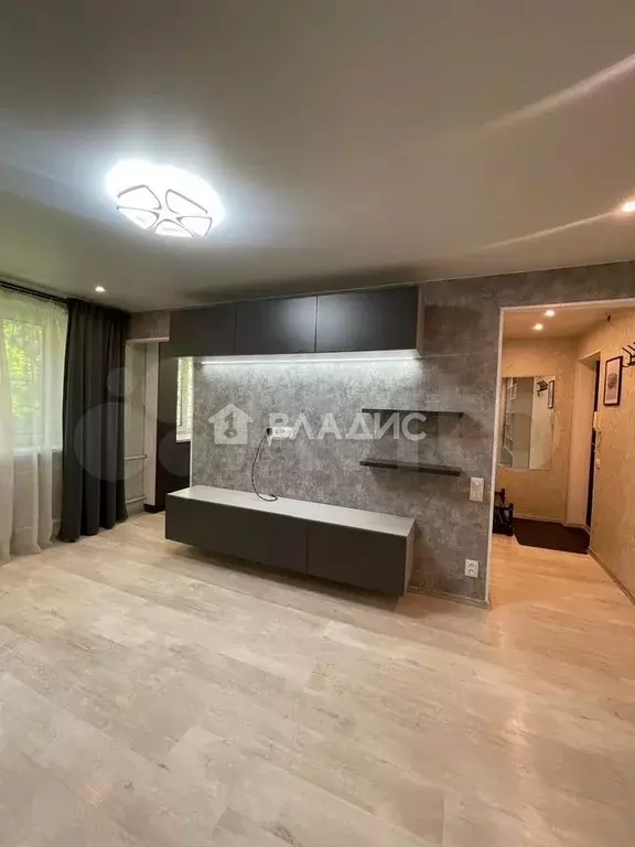 2-к. квартира, 37,5 м, 4/4 эт. - Фото 1