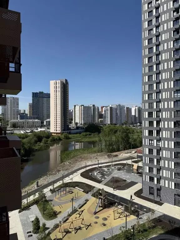 Студия Свердловская область, Екатеринбург ул. Гаршина, 3/2 (24.0 м) - Фото 1