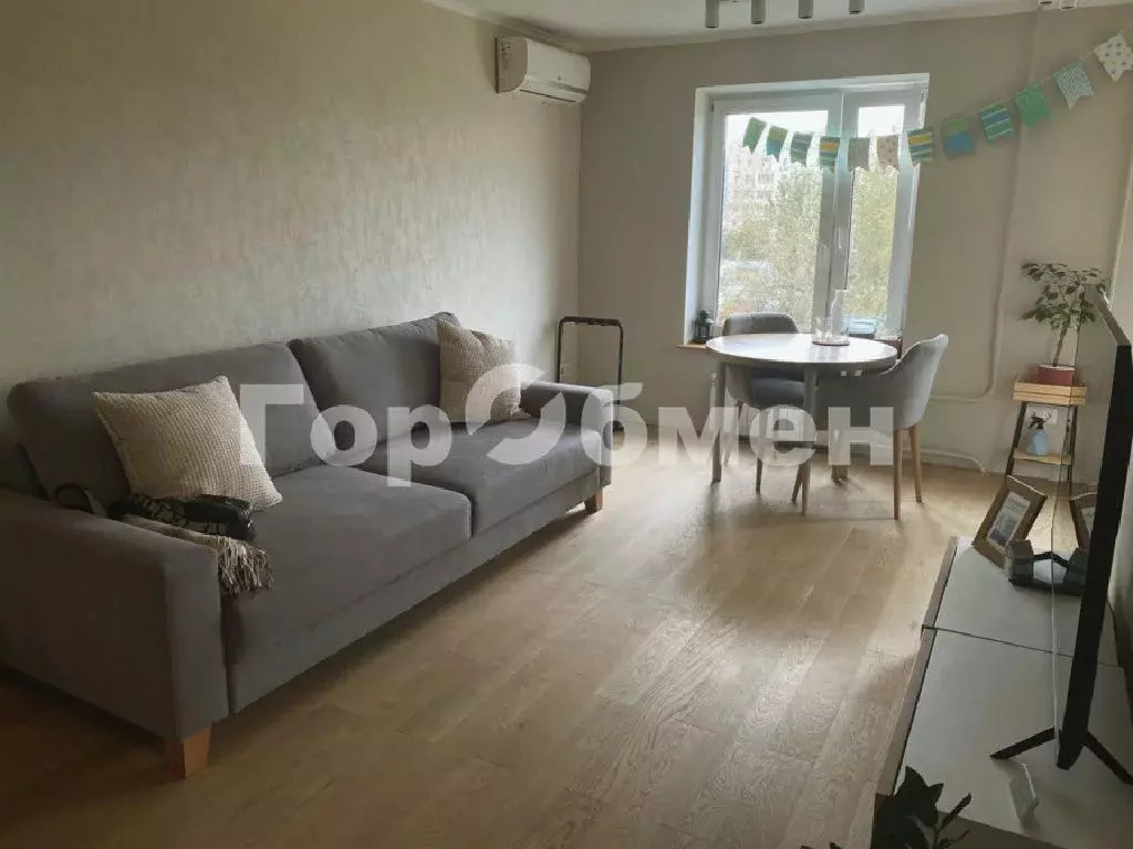 Продается 2-комнатная квартира - Фото 1