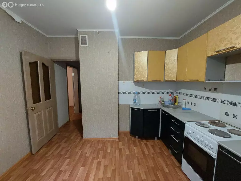 1-комнатная квартира: Курск, проспект Вячеслава Клыкова, 64 (37.7 м) - Фото 2