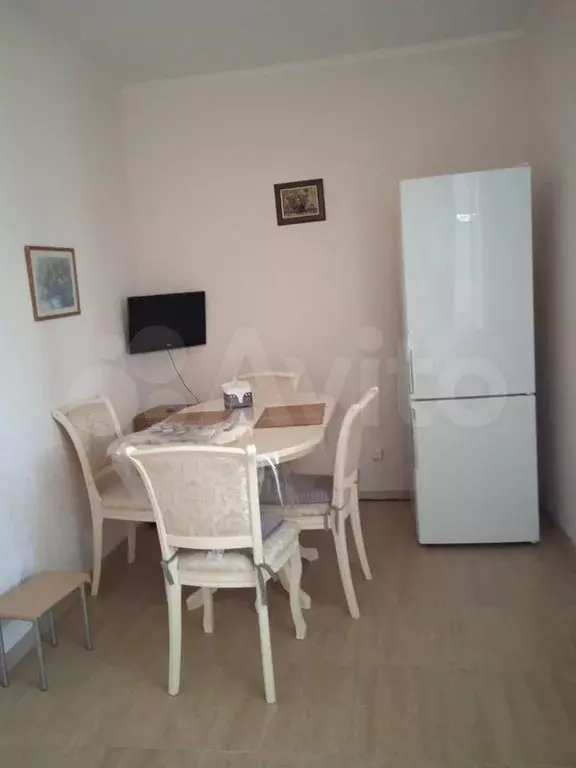 2-к. квартира, 60 м, 3/9 эт. - Фото 0