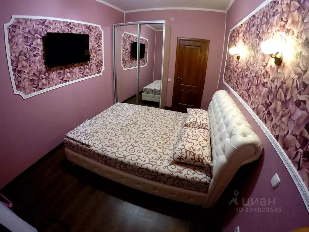 2-к кв. Крым, Симферополь ул. Крейзера, 14В (55.0 м) - Фото 1