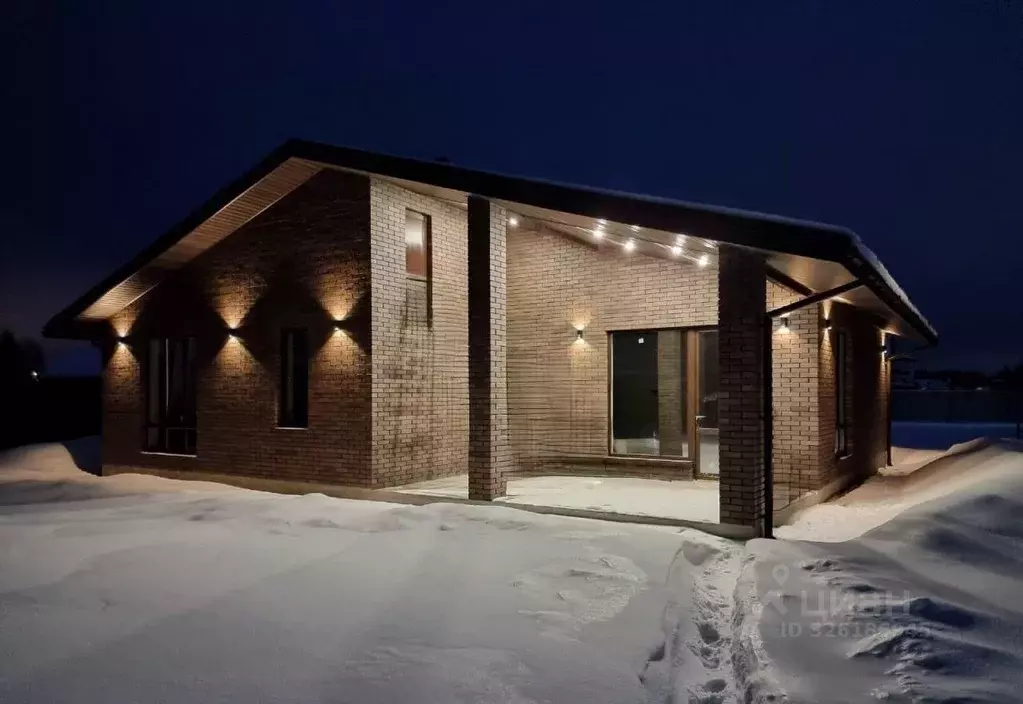 Дом в Владимирская область, Александровский муниципальный округ, д. ... - Фото 1