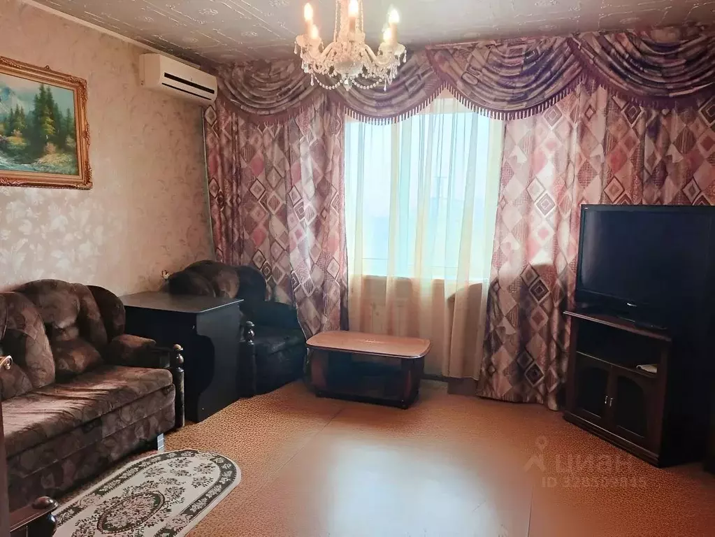 3-к кв. Омская область, Омск ул. Кирова, 12 (72.0 м) - Фото 1