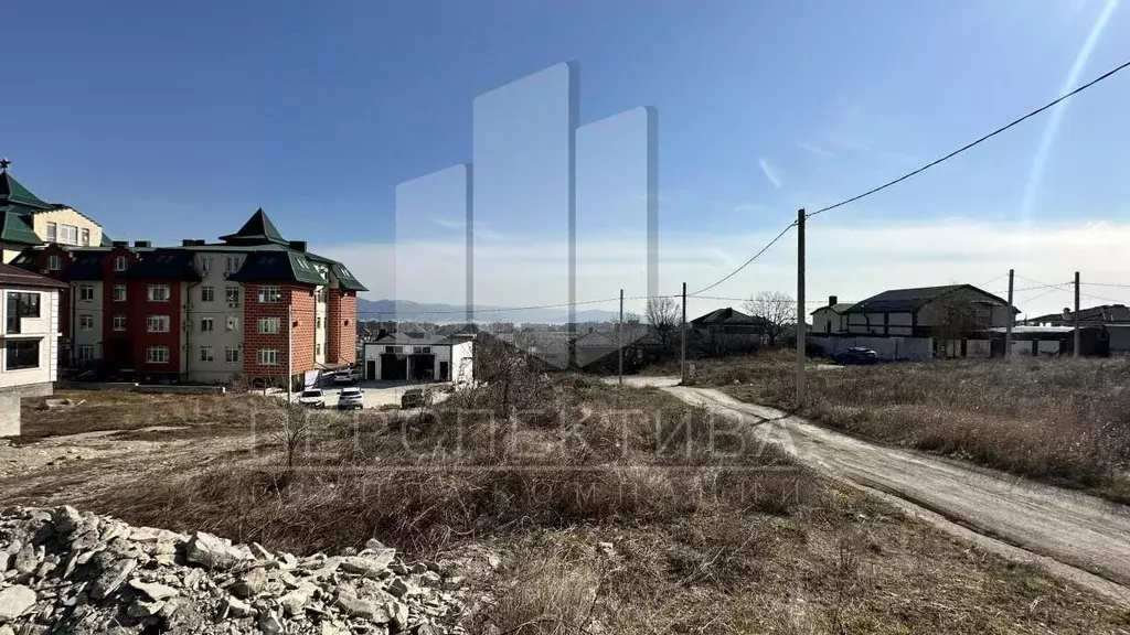 Участок в Краснодарский край, Новороссийск 5-я Бригада мкр, ул. ... - Фото 0
