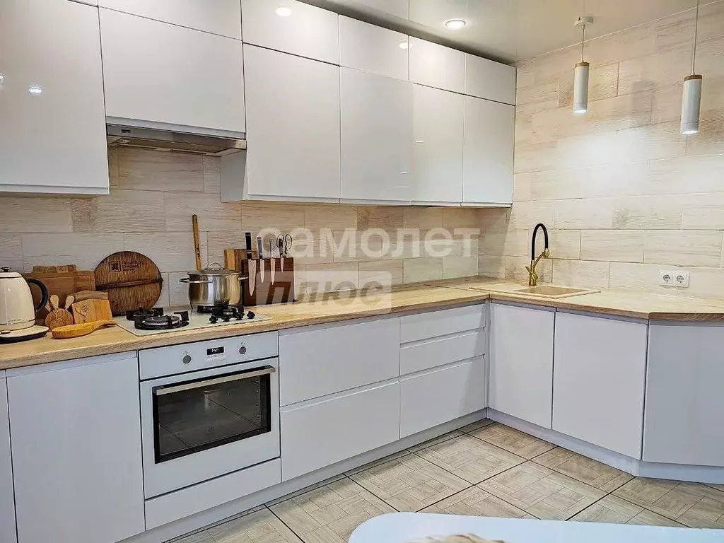 3-к кв. Татарстан, Зеленодольск просп. Строителей, 11 (83.6 м) - Фото 1