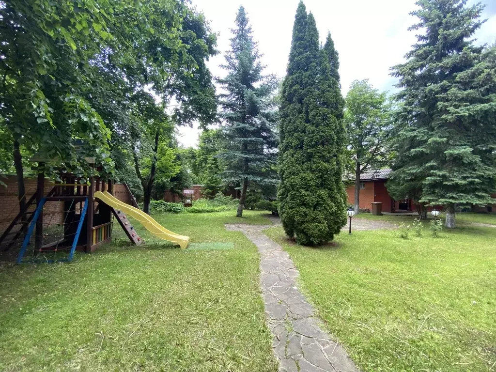 Дом в Московская область, Одинцовский городской округ, д. Раздоры  ... - Фото 1