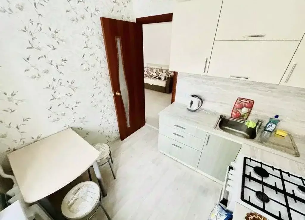 1-к кв. Удмуртия, Ижевск Красноармейская ул., 140 (35.0 м) - Фото 0