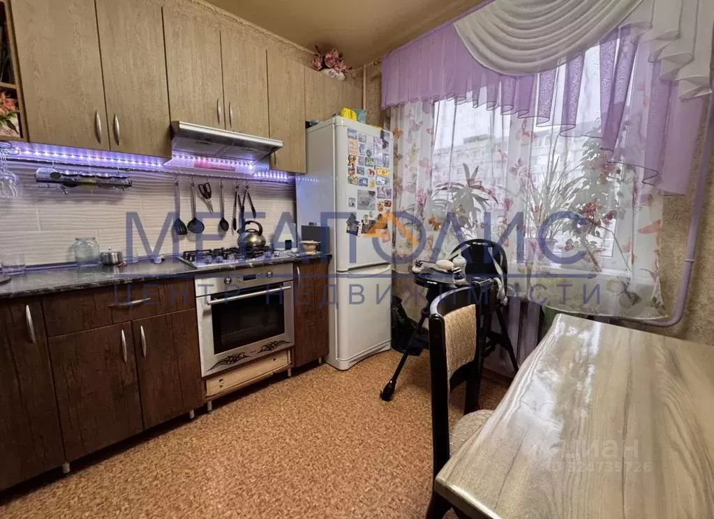 2-к кв. Саратовская область, Балаково Харьковская ул., 36 (50.5 м) - Фото 2