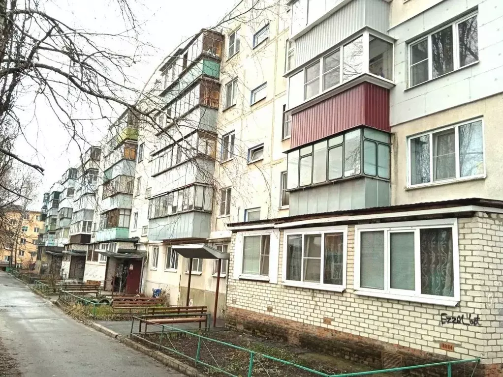 2-к кв. Курская область, Курск Курского завода тракторных запчастей ... - Фото 0
