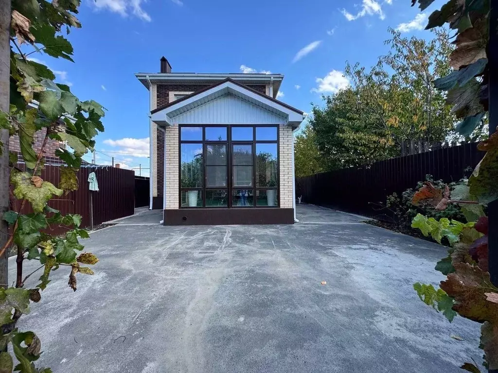 Дом в Ростовская область, Азовский район, Поселок Красный сад ул. ... - Фото 1