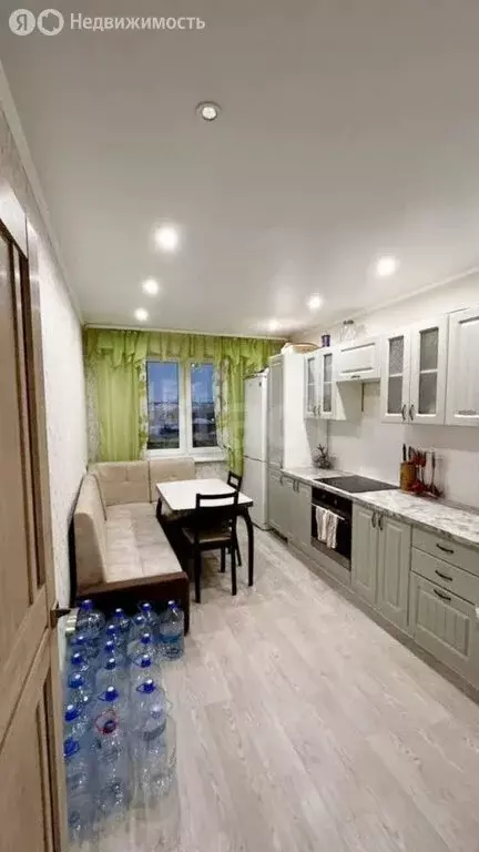 2-комнатная квартира: Тюмень, улица Бабарынка, 20Ак3 (64.7 м) - Фото 2