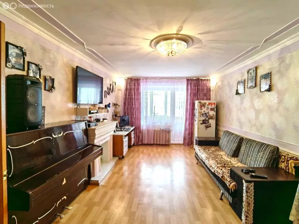 3-комнатная квартира: Череповец, Ленинградская улица, 50 (70 м) - Фото 1