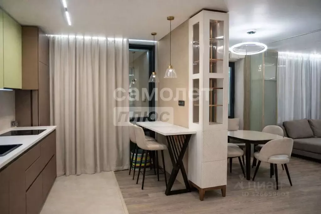 2-к кв. Свердловская область, Екатеринбург ул. Циолковского, 27 (65.0 ... - Фото 1