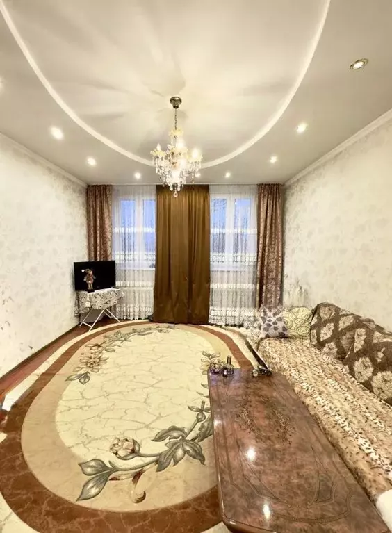 2-к кв. Калининградская область, Калининград Гостиная ул., 24 (68.9 м) - Фото 1