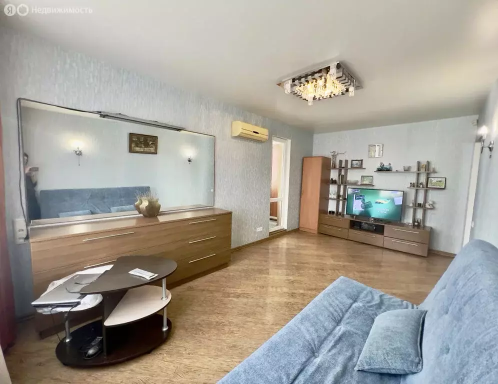 1-комнатная квартира: Алушта, улица Богдана Хмельницкого, 25 (37.6 м) - Фото 0