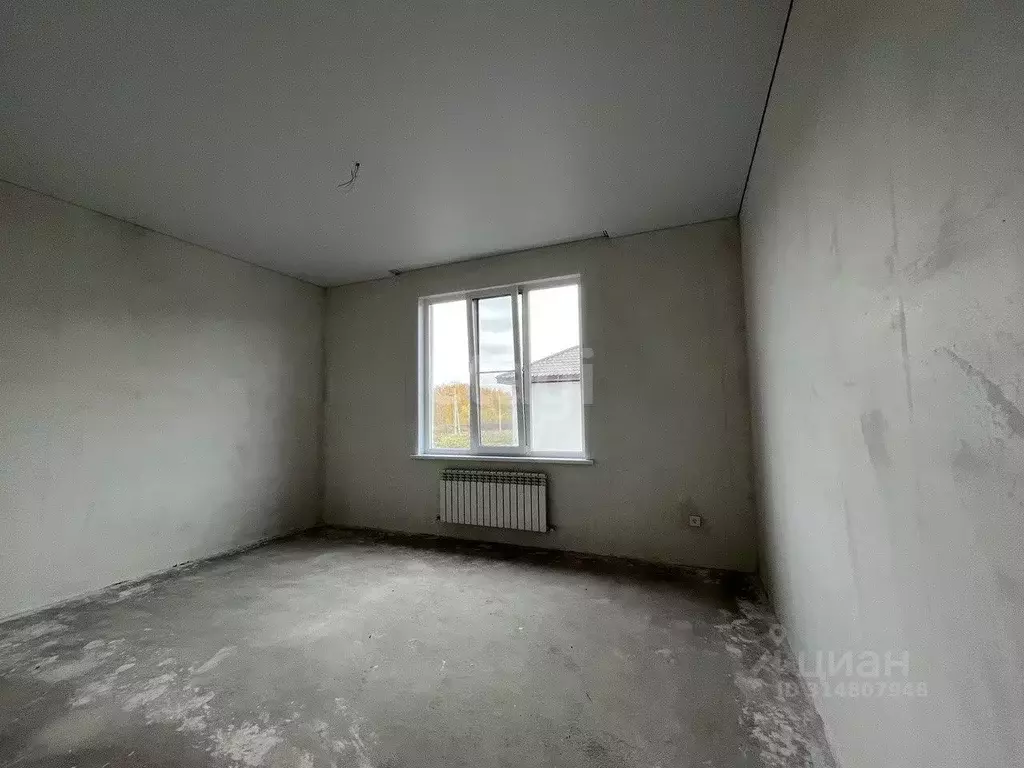 Дом в Башкортостан, Иглинский район, Акбердинский сельсовет, с. ... - Фото 0