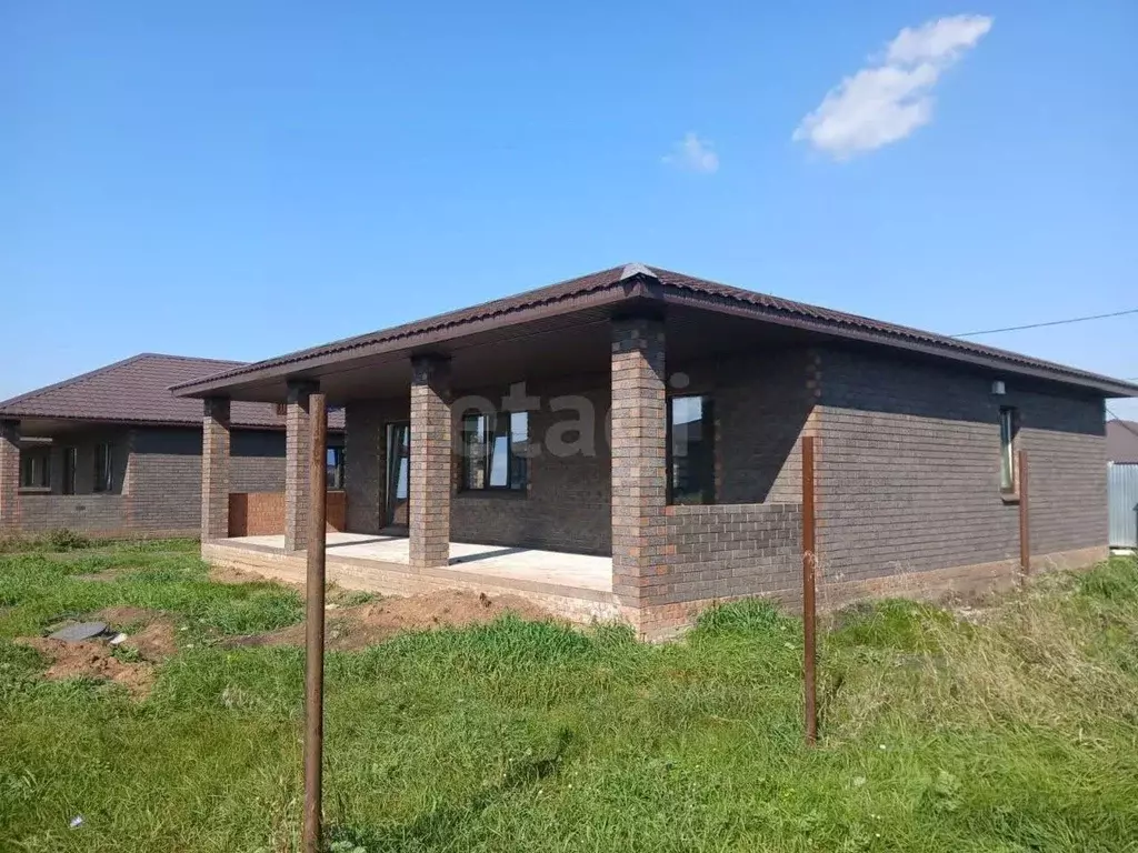 Дом в Башкортостан, Кармаскалинский район, Кабаковский сельсовет, д. ... - Фото 1