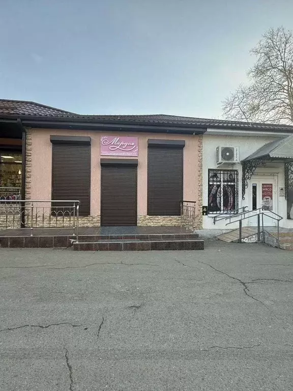 Торговая площадь в Краснодарский край, Брюховецкий район, Брюховецкая ... - Фото 1