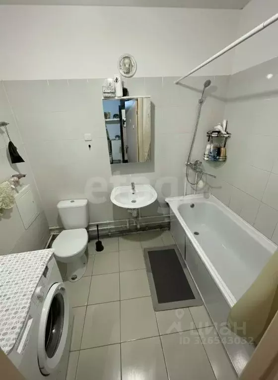 1-к кв. Свердловская область, Екатеринбург Уктус жилрайон, Светлый ... - Фото 2