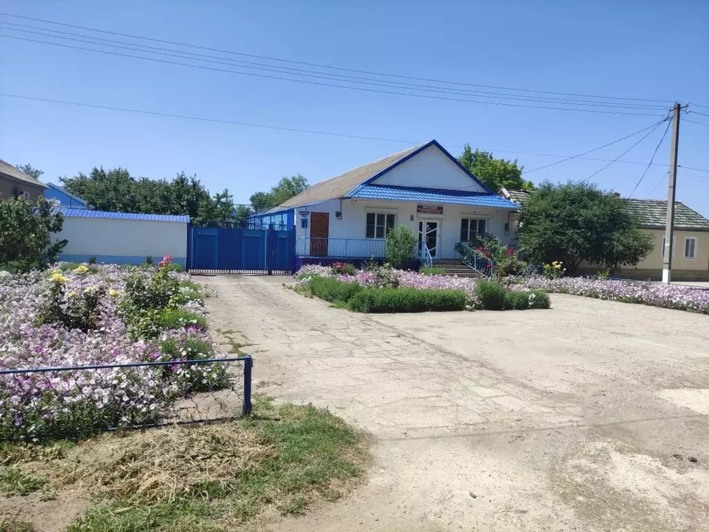 Дом в Ставропольский край, Благодарненский муниципальный округ, с. ... - Фото 2