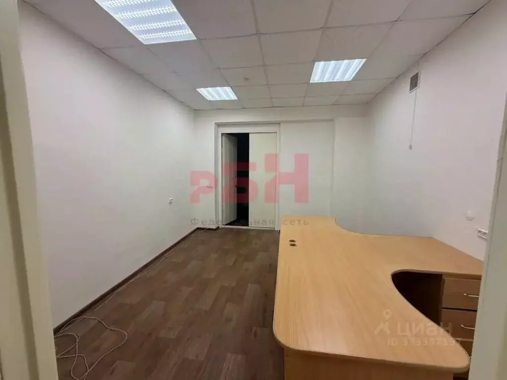 Офис в Курганская область, Курган ул. Ленина, 5 (22 м) - Фото 2