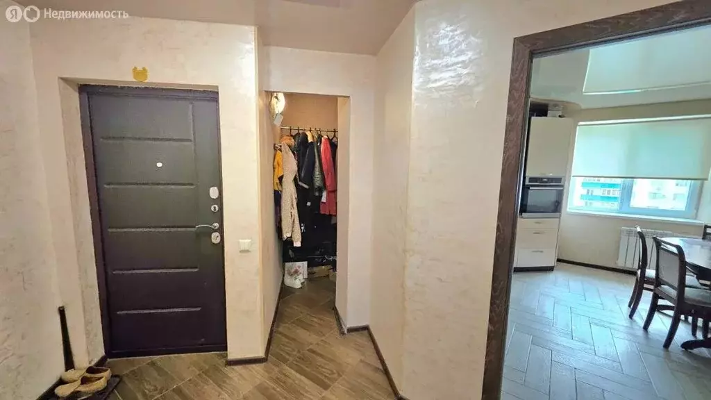 2-комнатная квартира: Волжский, улица Мира, 150Д (72.3 м) - Фото 1