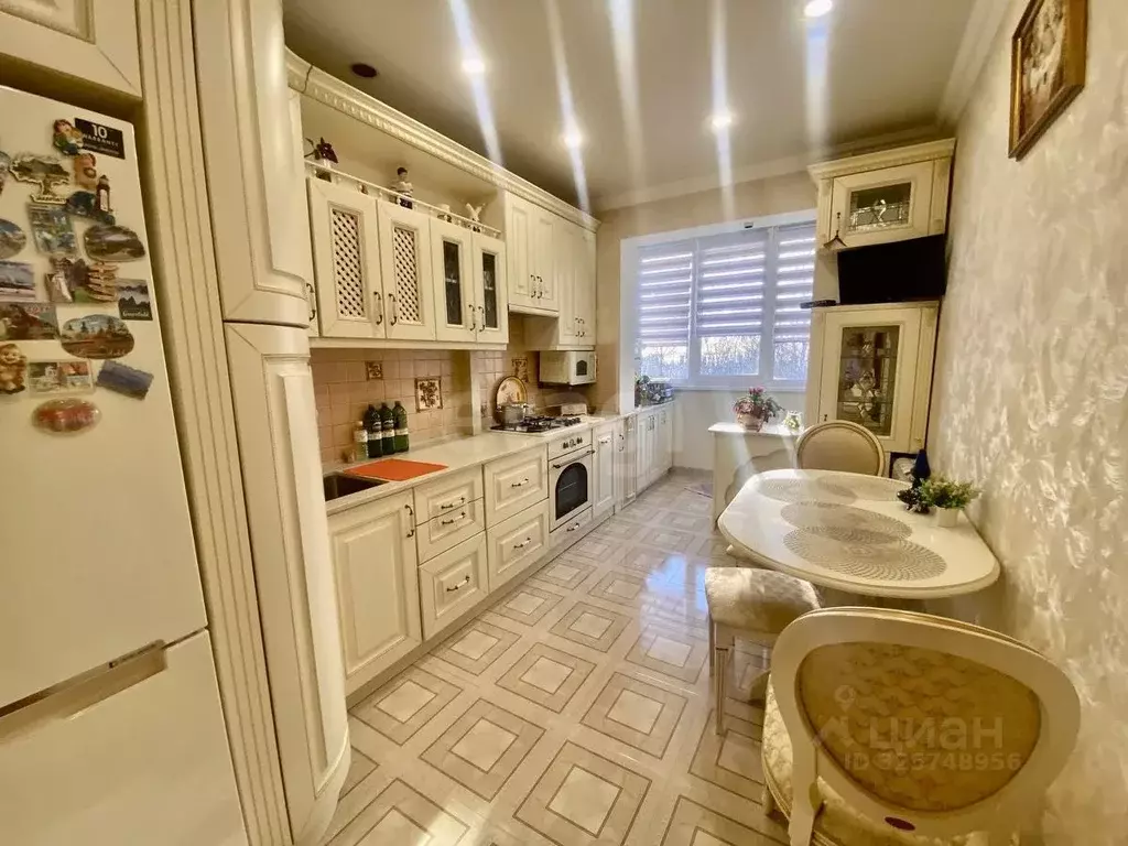 3-к кв. Крым, Симферополь ул. Марка Донского (65.0 м) - Фото 1