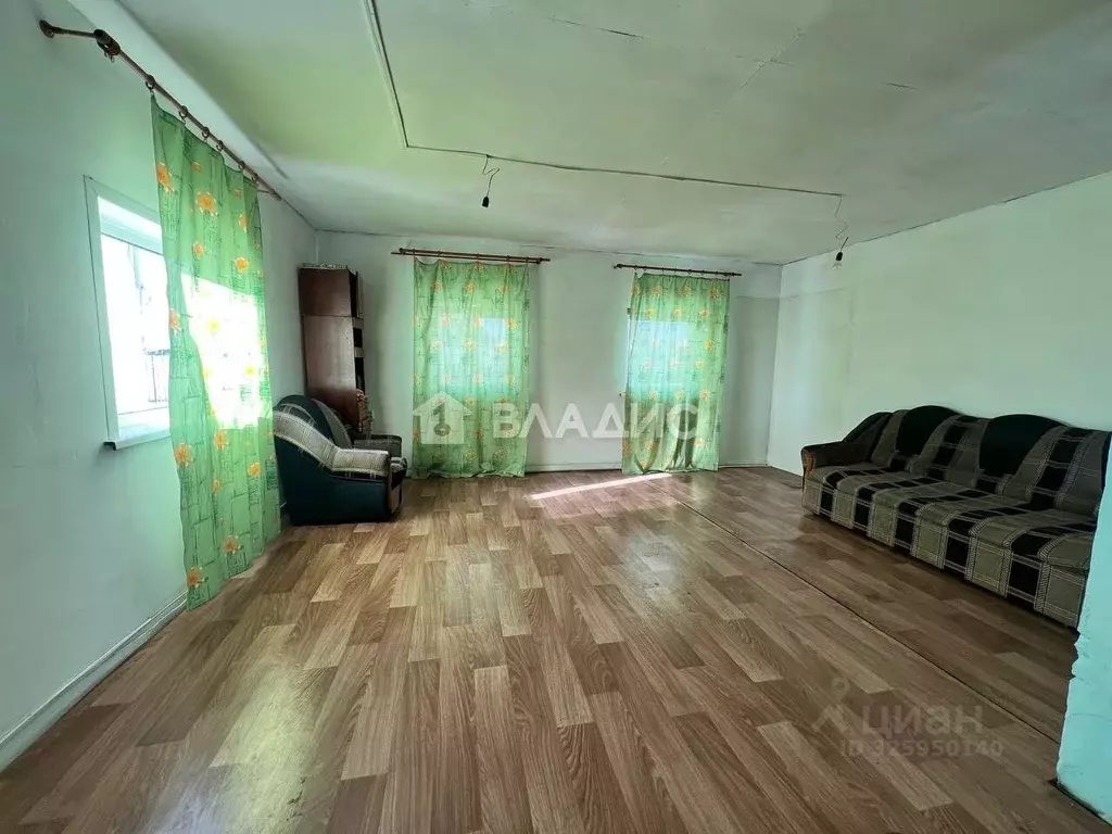 Дом в Бурятия, Тарбагатайский район, Саянтуйское с/пос, с. Нижний ... - Фото 1