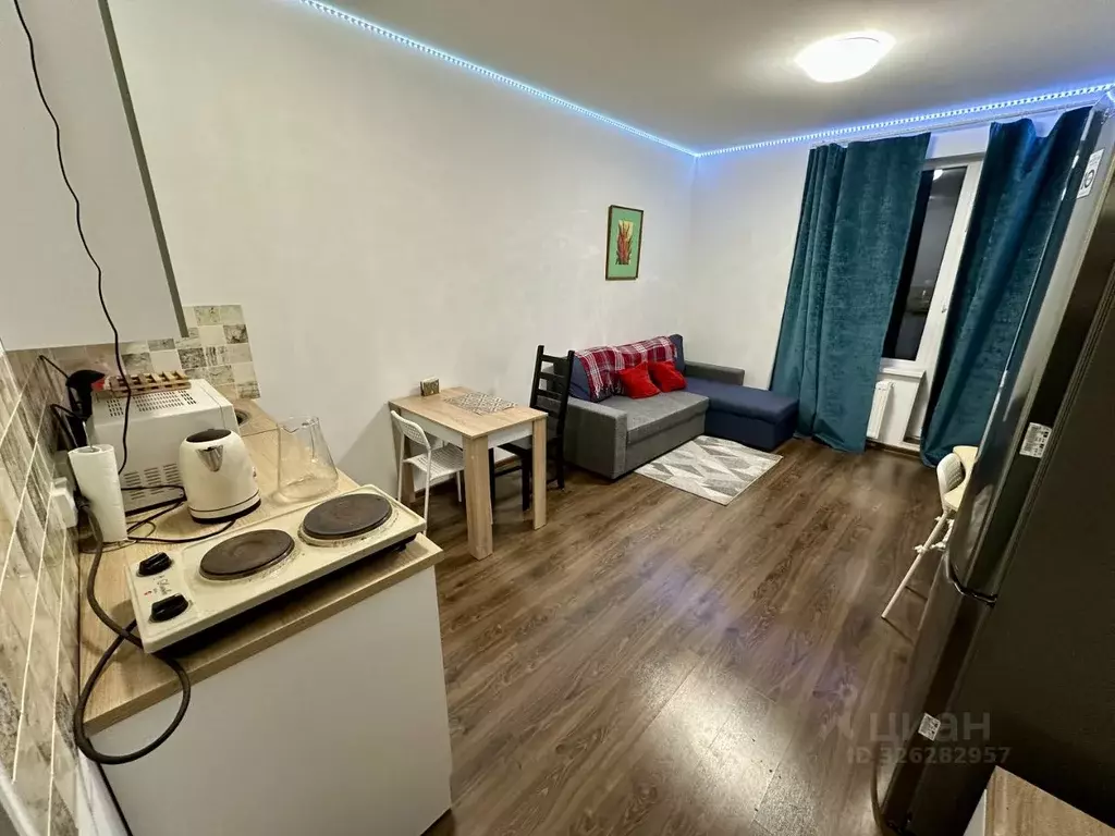 Студия Санкт-Петербург ул. Верхне-Каменская, 7к1 (26.0 м) - Фото 1