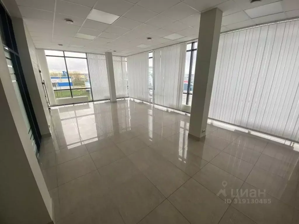 Офис в Татарстан, Набережные Челны ул. Академика Королева, 2/1 (60 м) - Фото 1