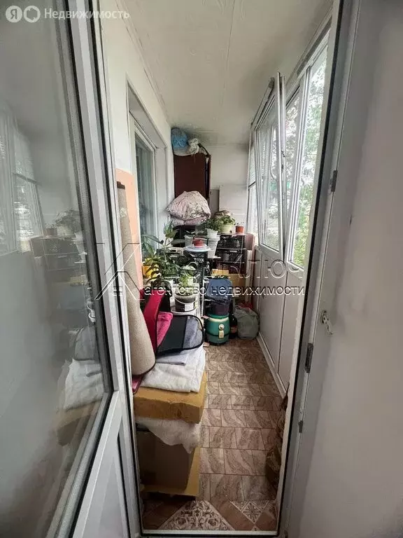 2-комнатная квартира: Кумертау, улица Энергетиков, 25А (50 м) - Фото 0