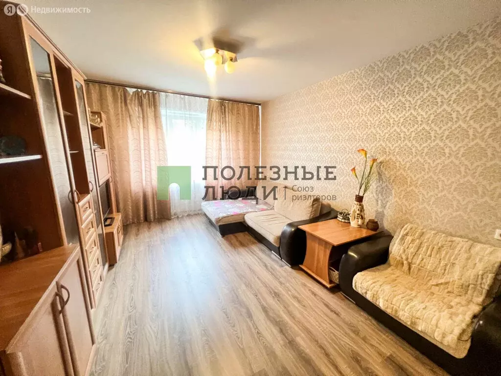 3-комнатная квартира: Орёл, Пожарная улица, 32 (68.4 м) - Фото 0