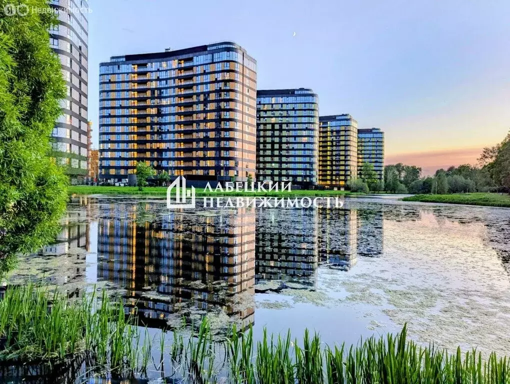 3-комнатная квартира: Санкт-Петербург, улица Жукова, 3 (99.5 м) - Фото 0