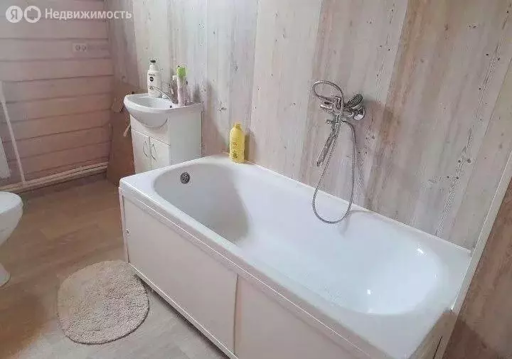 Дом в село Ворсино, 2-я улица Ивана Купалы, 25 (169 м) - Фото 1