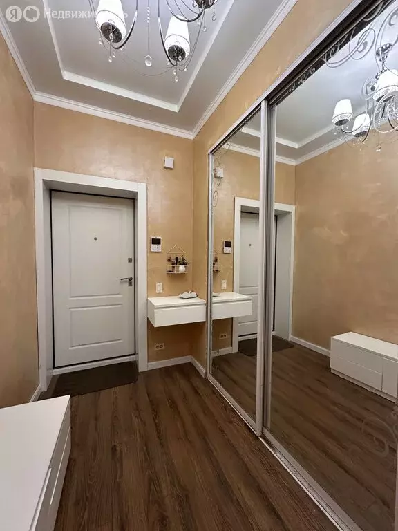 3-комнатная квартира: Киров, Водопроводная улица, 27 (84 м) - Фото 1