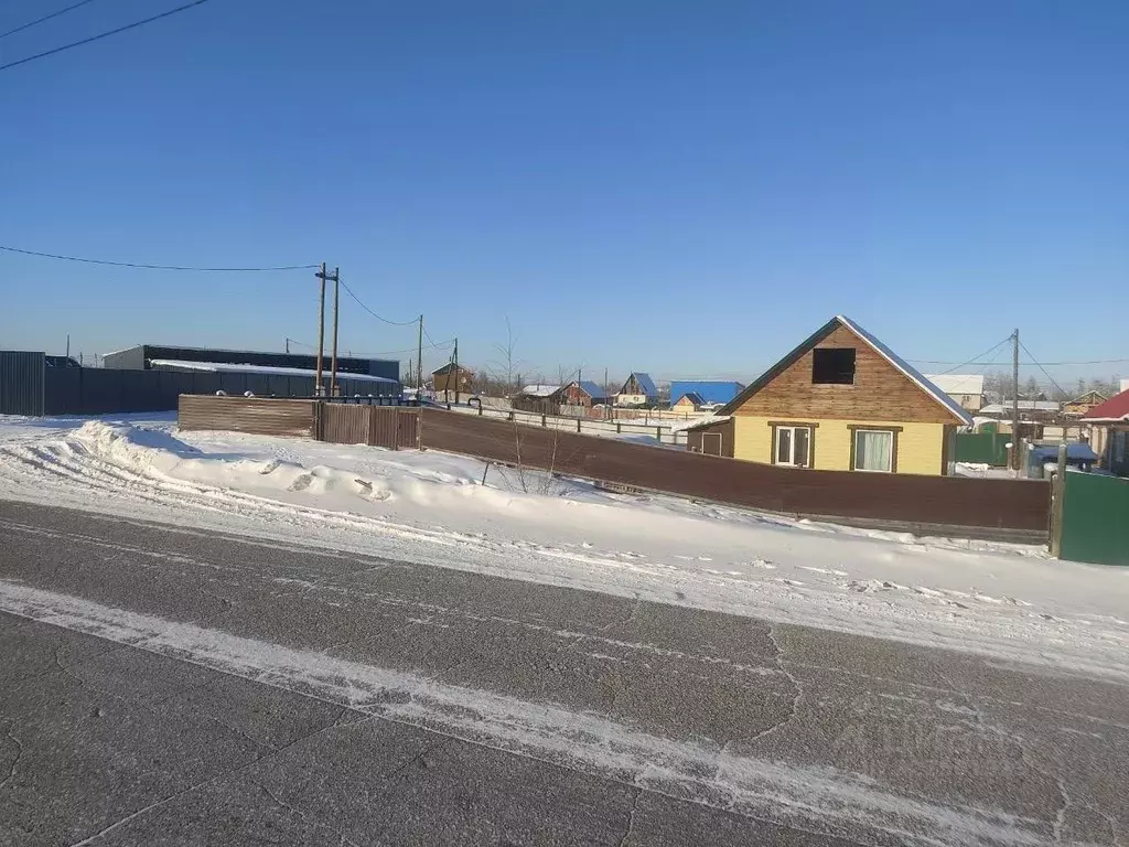 Дом в Саха (Якутия), Якутск ул. Строда (60 м) - Фото 1