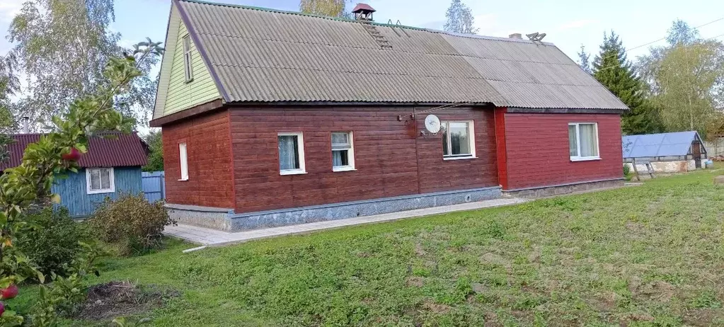 Дом в Псковская область, Великолукский район, Шелковская волость, д. ... - Фото 1