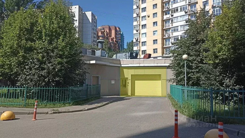 Гараж в Москва 2-я Филевская ул., 8с1 (13 м) - Фото 2