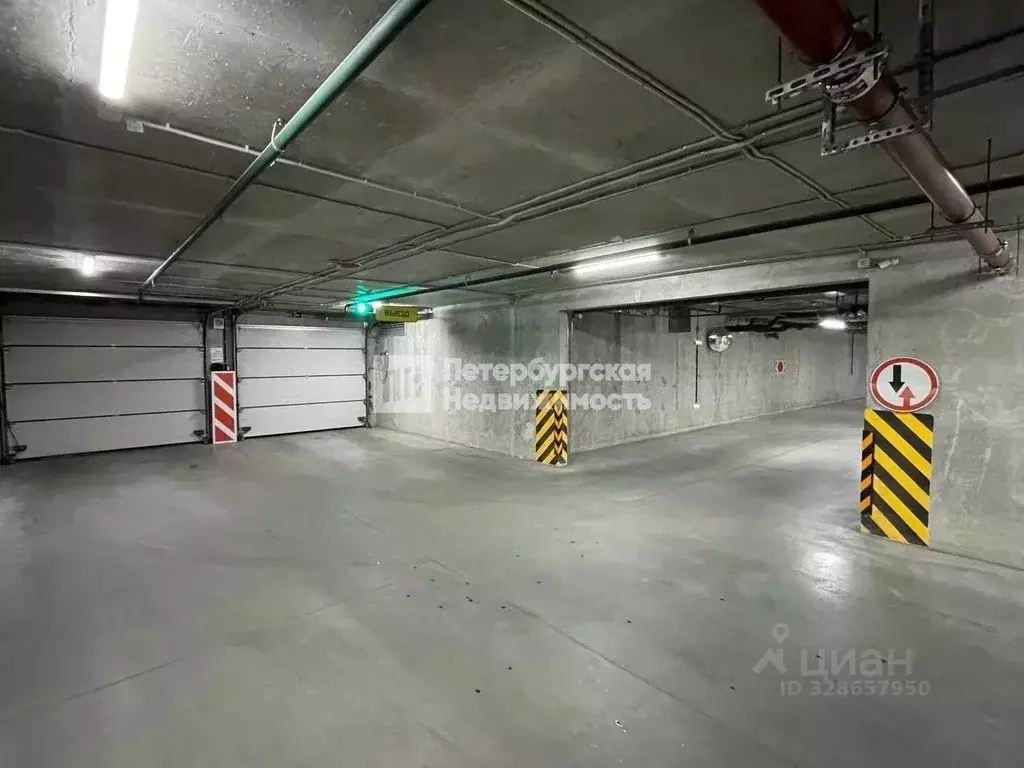 Гараж в Санкт-Петербург Светлановский просп., 8 (13 м) - Фото 1