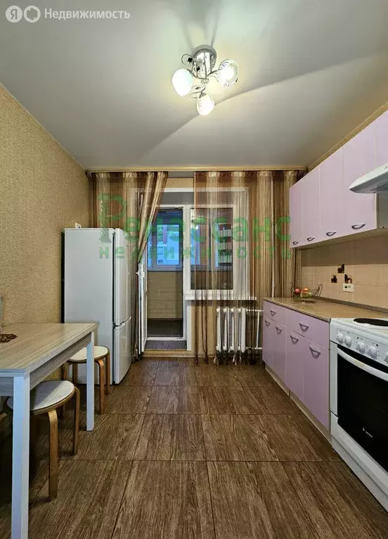 1-комнатная квартира: Брянск, Бежицкая улица, 1к8 (43 м) - Фото 2