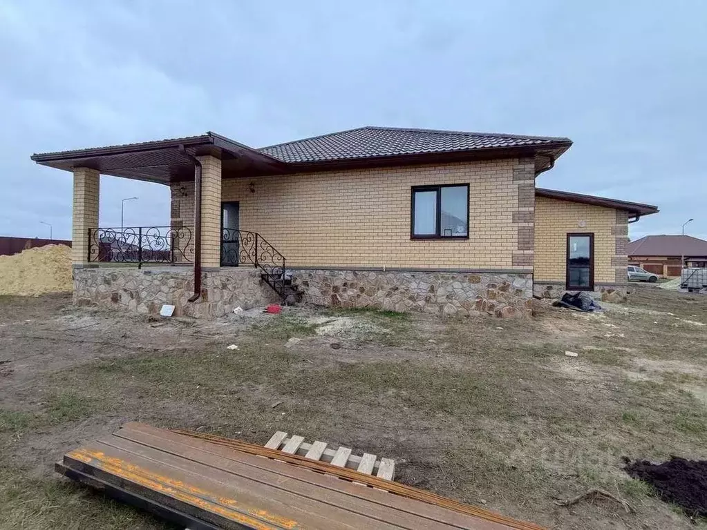 Дом в Белгородская область, Белгородский район, Никольское с/пос, с. ... - Фото 2