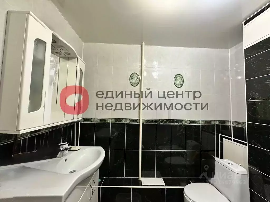 2-к кв. Тюменская область, Тюмень ул. Мельникайте, 120 (47.0 м) - Фото 1