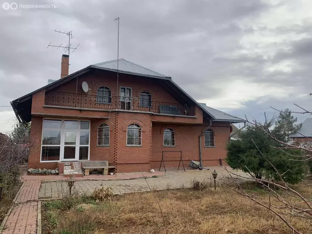 Дом в село Утёвка, Чапаевская улица, 10 (150 м) - Фото 2