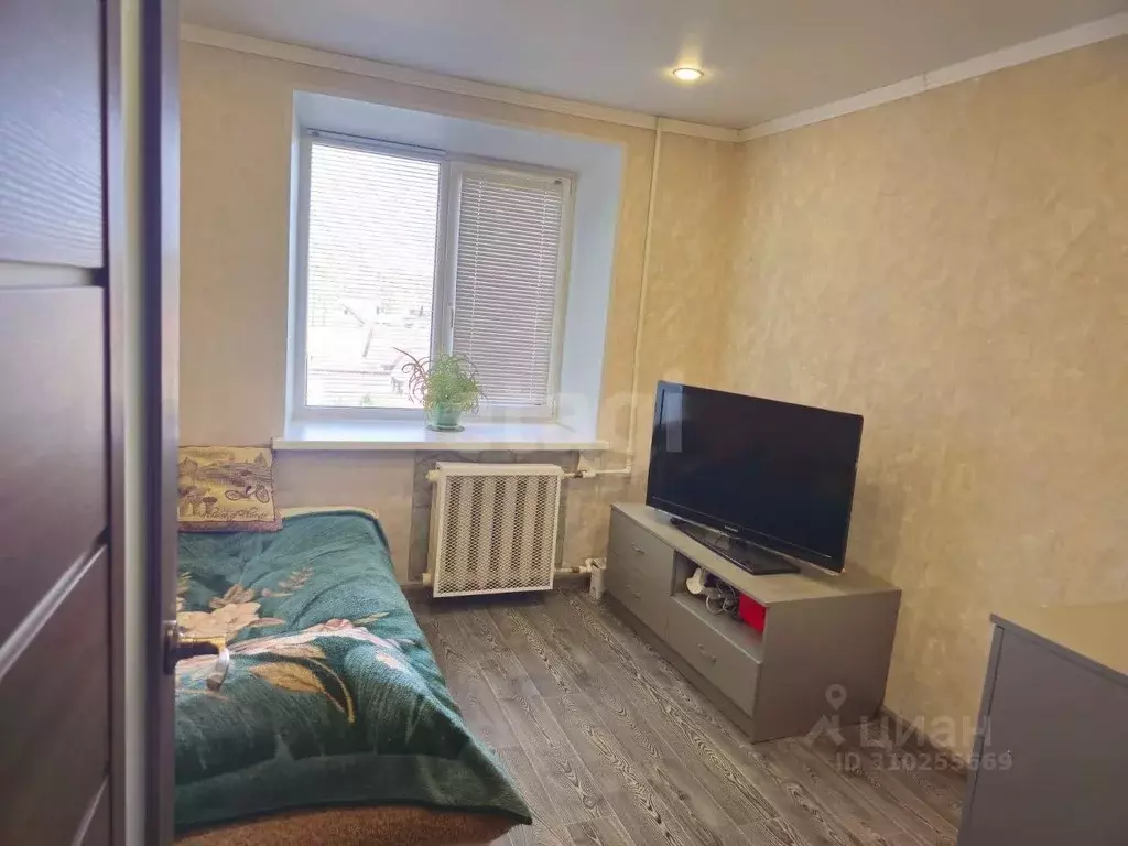 3-к кв. Архангельская область, Котлас Котлашанская ул., 14 (58.1 м) - Фото 1