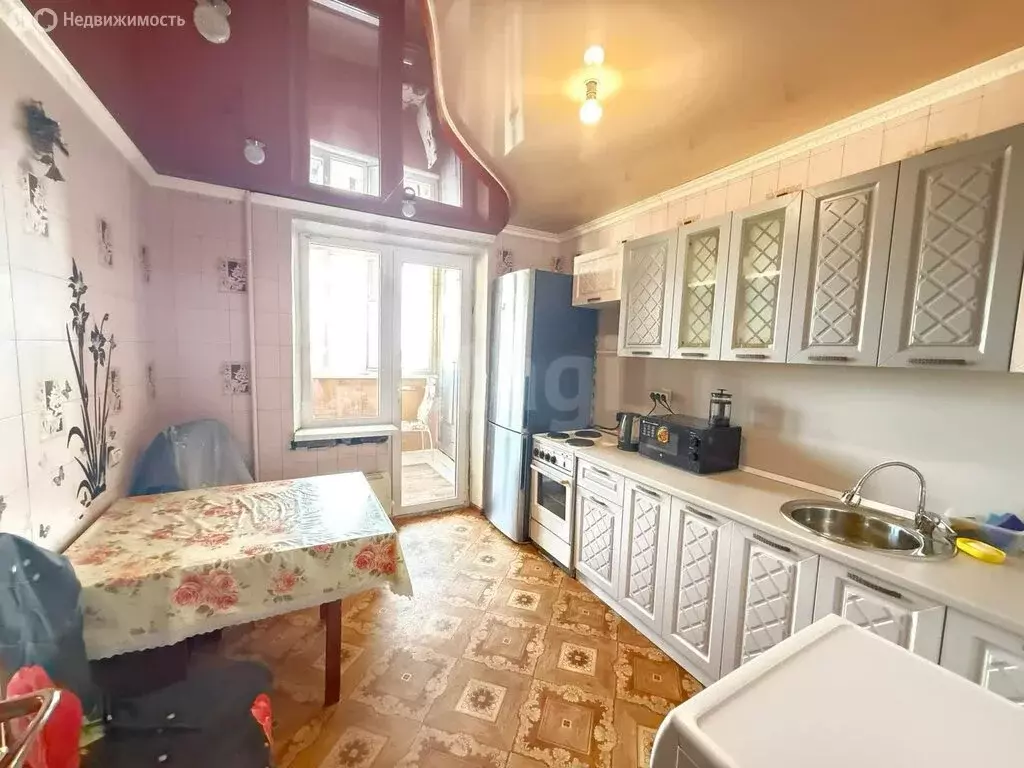 3-комнатная квартира: Ессентуки, Новопятигорская улица, 6 (65.7 м) - Фото 1