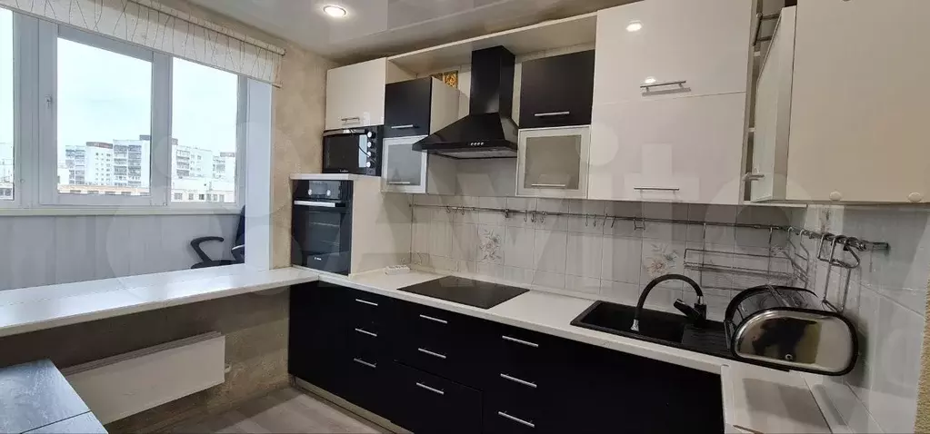 3-к. квартира, 64 м, 9/9 эт. - Фото 0